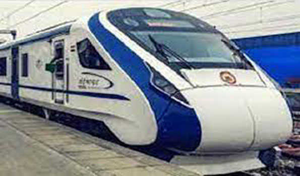 पूर्वोत्तर को पहली वंदे भारत एक्सप्रेस ट्रेन की सौगात