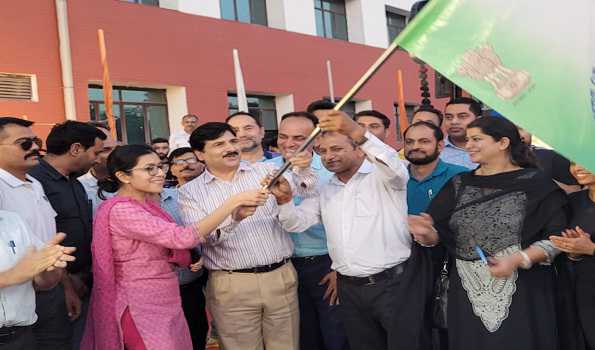 Jammu DC, Director YSS flag off contingent of 239 athletes for National School Games