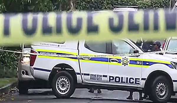 दक्षिण अफ्रीका में छात्रावास में हुई गोलीबारी में सात लोगों की मौत
