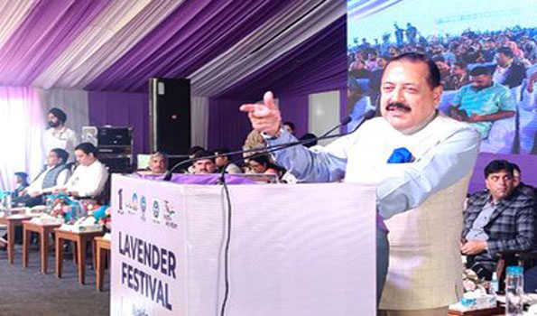 जितेंद्र सिंह ने भद्रवाह में किया लैवेंडर महोत्सव का उद्घाटन