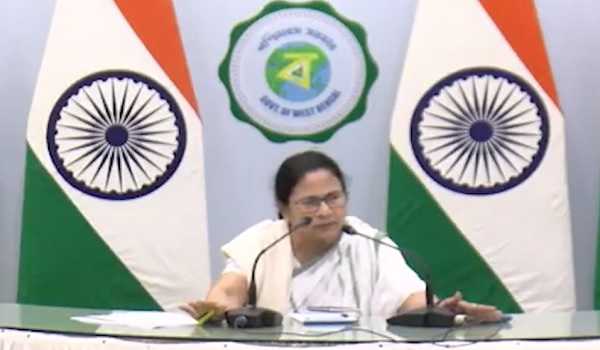 Bengal  govt making all efforts to assist victims of train accident: CM