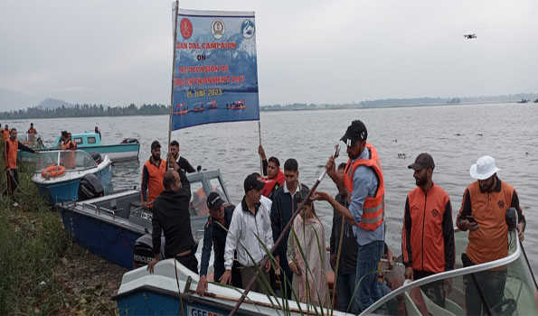 Army holds several functions in Kashmir on World Environment Day