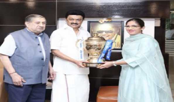 India Cements Chief shows IPL Trophy won by CSK to Stalin