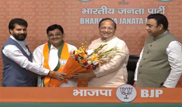 अन्नाद्रमुक नेता मैत्रेयन भाजपा में शामिल