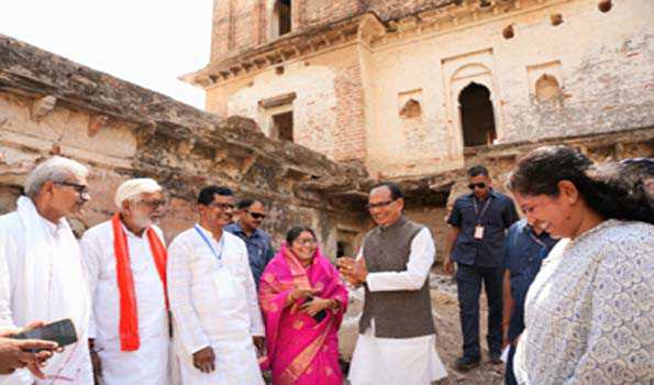 कोलगढ़ी में भगवान बिरसा मुंडा और शबरी माता की लगेगी प्रतिमा-शिवराज
