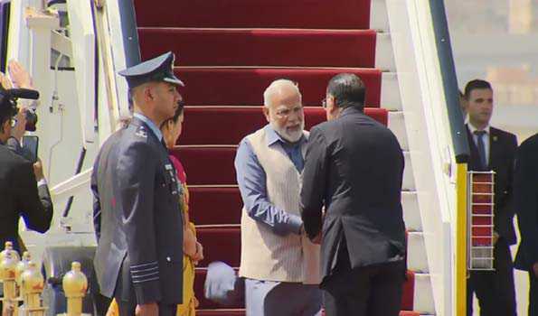 मोदी के स्वागत में मिस्र की युवती ने  गाया.. ये दोस्ती हम नहीं तोड़ेंगे..