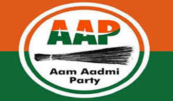 बिजली कटौती के खिलाफ ‘आप’ ने निकाला लालटेन जुलूस