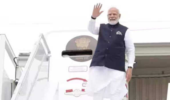 मोदी फ्रांस की यात्रा पर रवाना