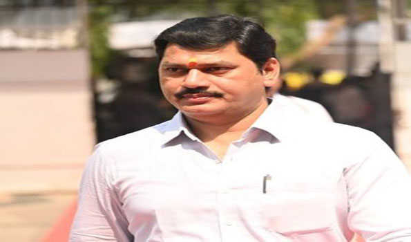 धनंजय मुंडे इस साल अपना जन्मदिन नहीं मनायेंगे