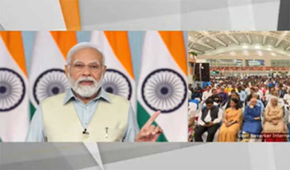 मोदी ने पोर्ट ब्लेयर में वीर सावरकर हवाई अड्डे के नए भवन का अनावरण किया