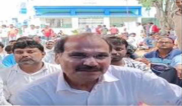 कांग्रेस ने मणिपुर समेत अन्य मुद्दे पर संसद में चर्चा की माँग की