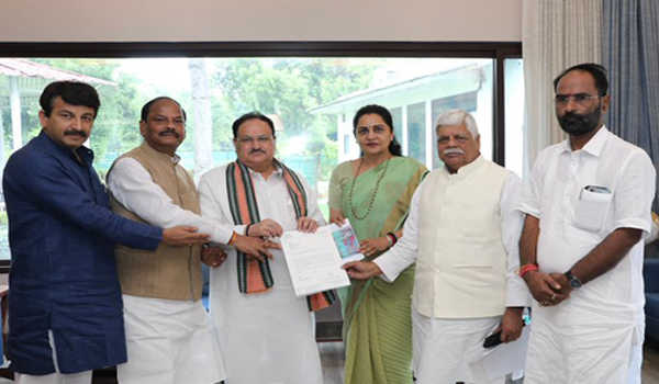 पटना लाठीचार्ज घटना की रिपोर्ट पार्टी अध्यक्ष को सौंपी, कहा यह राज्य प्रायोजित हिंसा