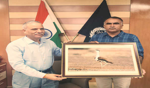मिश्रा ने गोडावण सरंक्षण के लिए पुलिस सहयोग के लिए किया आश्वस्त