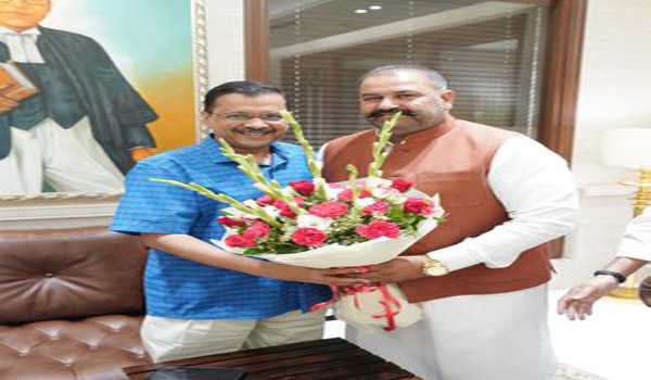 सांसद सुशील रिंकू ने अरविंद केजरीवाल से की मुलाकात