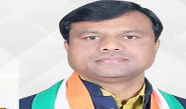 विपक्षी दलों के गठबंधन की आतंकी संगठन से तुलना मोदी की हताशा - बैज