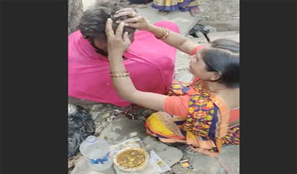 बलिया में सालों बाद सड़क किनारे मिला लापता पति
