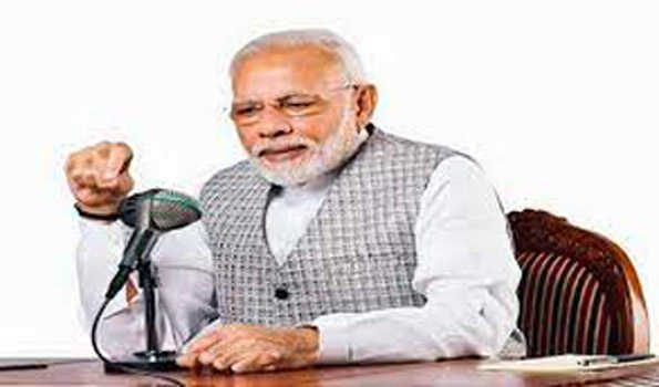 बरसात में पेड़ लगाएं, पानी बचाएं: मोदी