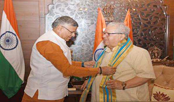 मिश्र से प्रजापति ने की शिष्टाचार भेंट