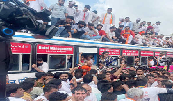 भाजपा ने कांग्रेस सरकार के खिलाफ सचिवालय का घेराव कर किया प्रदर्शन