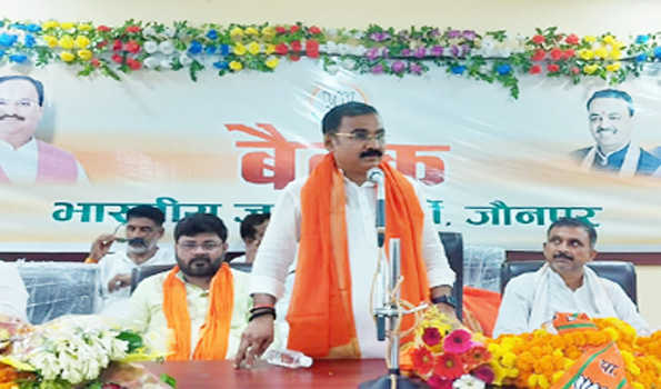पिछड़ों के जीवन स्तर में सुधार लाने के लिये दी पक्की छत : पटेल