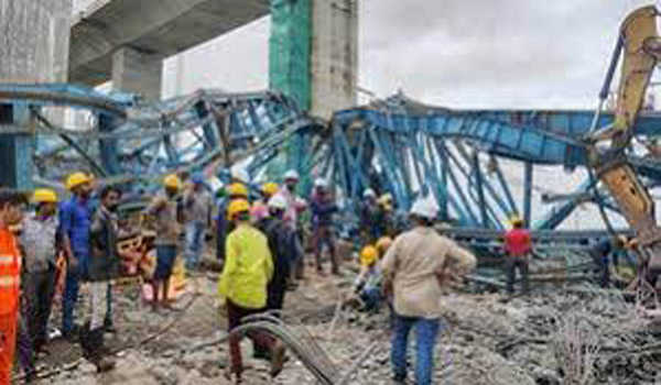 ठाणे क्रेन दुर्घटना में 17 लोगों की मौत