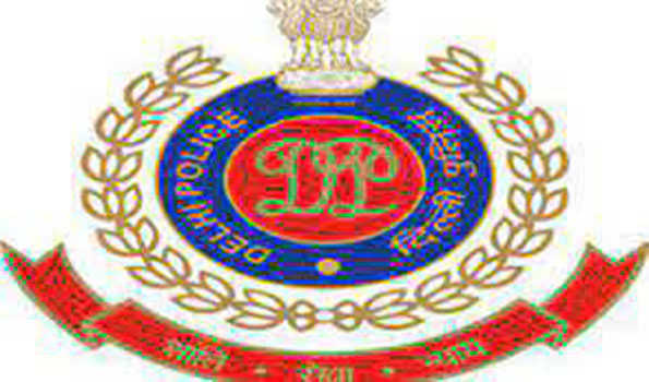 दिल्ली पुलिस ने लग्जरी कार लूटने वाले एक अंतरराज्यीय गिरोह का किया भंडाफोड़