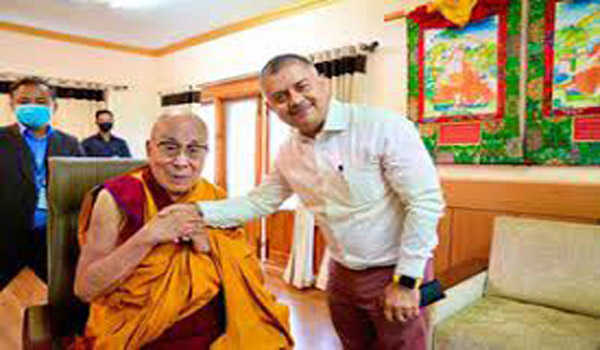 जनसेवक धर्मनिरपेक्ष दुनिया, शांतिपूर्ण उपमहाद्वीप के दूत बनें-दलाई लामा