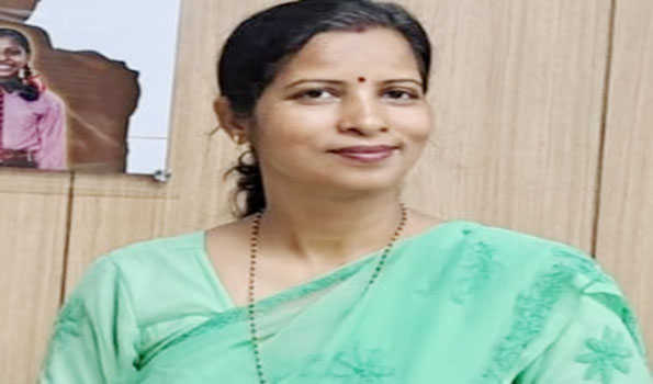 प्राथमिक विद्यालय की प्रधानाध्यापिका रागिनी ने बढ़ाया जौनपुर का गौरव