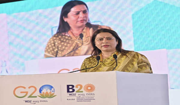 भारत, लातिनी, कैरेबियाई देशों को एक स्वर में बोलने की जरूरत है: मीनाक्षी लेखी