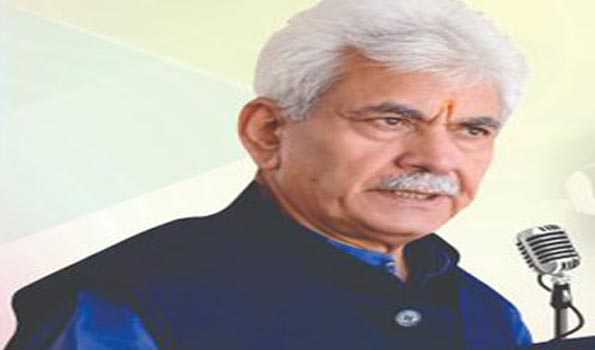 अनुच्छेद 370 हटने के बाद, जम्मू-कश्मीर के लोग आजाद हैं: मनोज सिन्हा