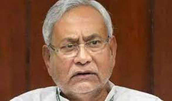 अल्प वर्षापात वाले क्षेत्रों में कृषि कार्य के लिए कम से कम 16 घंटे हो विद्युत आपूर्ति : नीतीश
