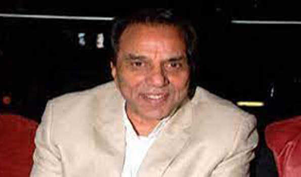 धर्मेन्द्र ने सोशल मीडिया पर शेयर किया गाने का वीडियो