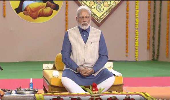 प्रधानमंत्री मोदी ने संत रविदास स्मारक का किया भूमिपूजन