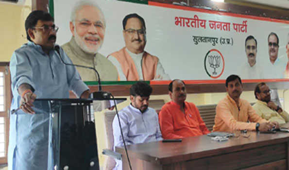 बीस वर्षों तक रहेंगी सत्ता में भाजपा: शंकर गिरि