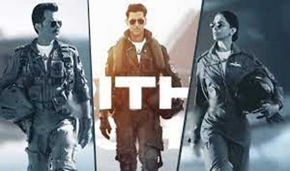स्वतंत्रता दिवस पर फाइटर का मोशन पोस्टर रिलीज