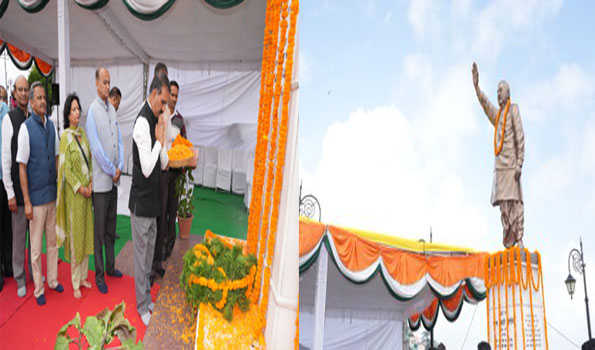 मुख्यमंत्री ने पूर्व प्रधानमंत्री की पुण्य तिथि पर दी भावभीनी श्रद्धांजलि