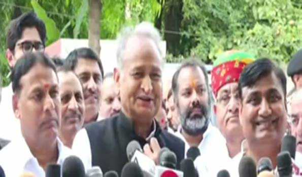 एसओजी की रिपोर्ट के आधार पर शेखावत को कहा मुल्जिम: गहलोत
