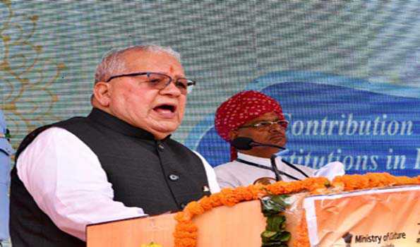 भारत विज्ञान के बल पर विश्वगुरू: मिश्र