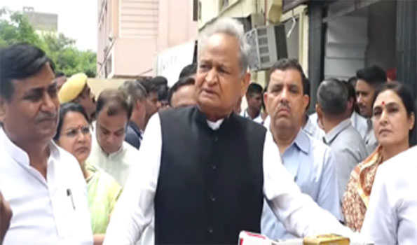 मोदी चाहे 15-20 दौरे कर ले, जनता सरकार रिपीट करने का बना चुकी मन: गहलोत