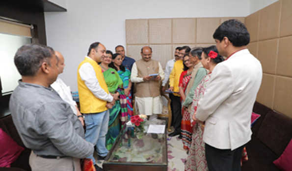 नवोदय डायरेक्ट्री का लोकसभा अध्यक्ष बिरला ने किया विमोचन