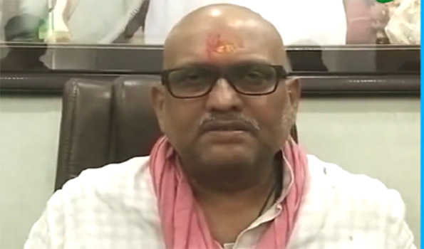 स्मृति बीजेपी की मालकिन, राहुल कांग्रेस के साधारण कार्यकर्ता: अजय राय