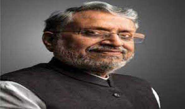कांग्रेस के पोस्टर में हैं 