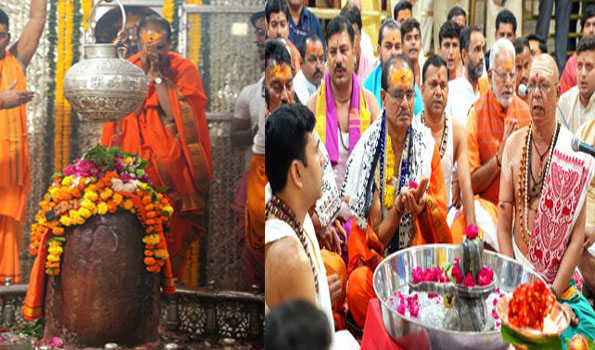 शिवराज ने की श्री महाकालेश्वर मंदिर में पूजा