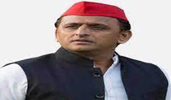 जनता के अधिकारों को छीन रही है भाजपा: अखिलेश