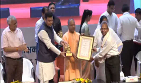 मॉर्निंग असेंबली को बनाएं पाठ्यक्रम का हिस्साः योगी