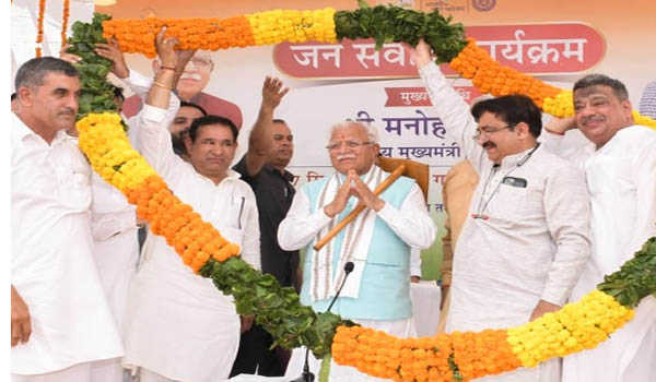 विपक्ष को रास नहीं आ रहा जनता को जल्द सुविधाएं मिलना: खट्टर