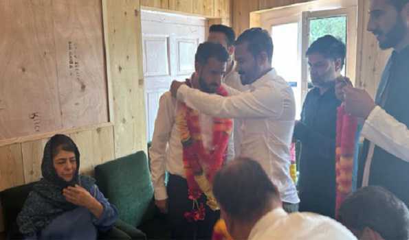 जम्मू कश्मीर के पूर्व मंत्री के पुत्र माजिद पीडीपी में  शामिल