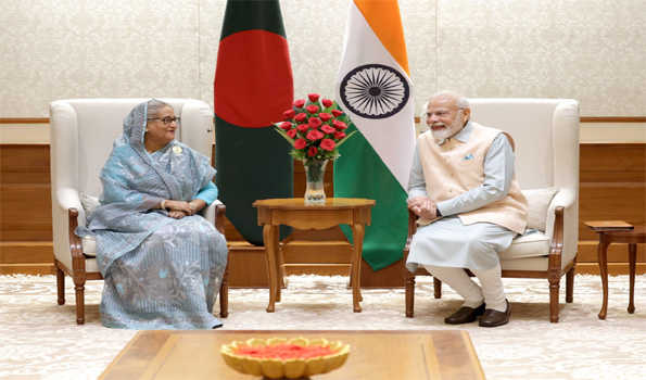 शेख हसीना ने की मोदी से मुलाकात