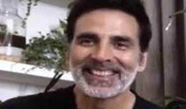 अक्षय कुमार ने जवान की ब्लॉकबस्टर सफलता के लिए शाहरुख खान को बधाई दी