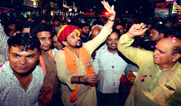 भाजपा की परिवर्तन यात्रा के शाहपुरा पहुंचने पर किया स्वागत